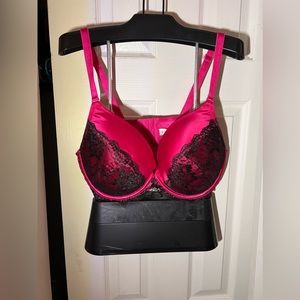 Cacique bra seriously sexy collection.